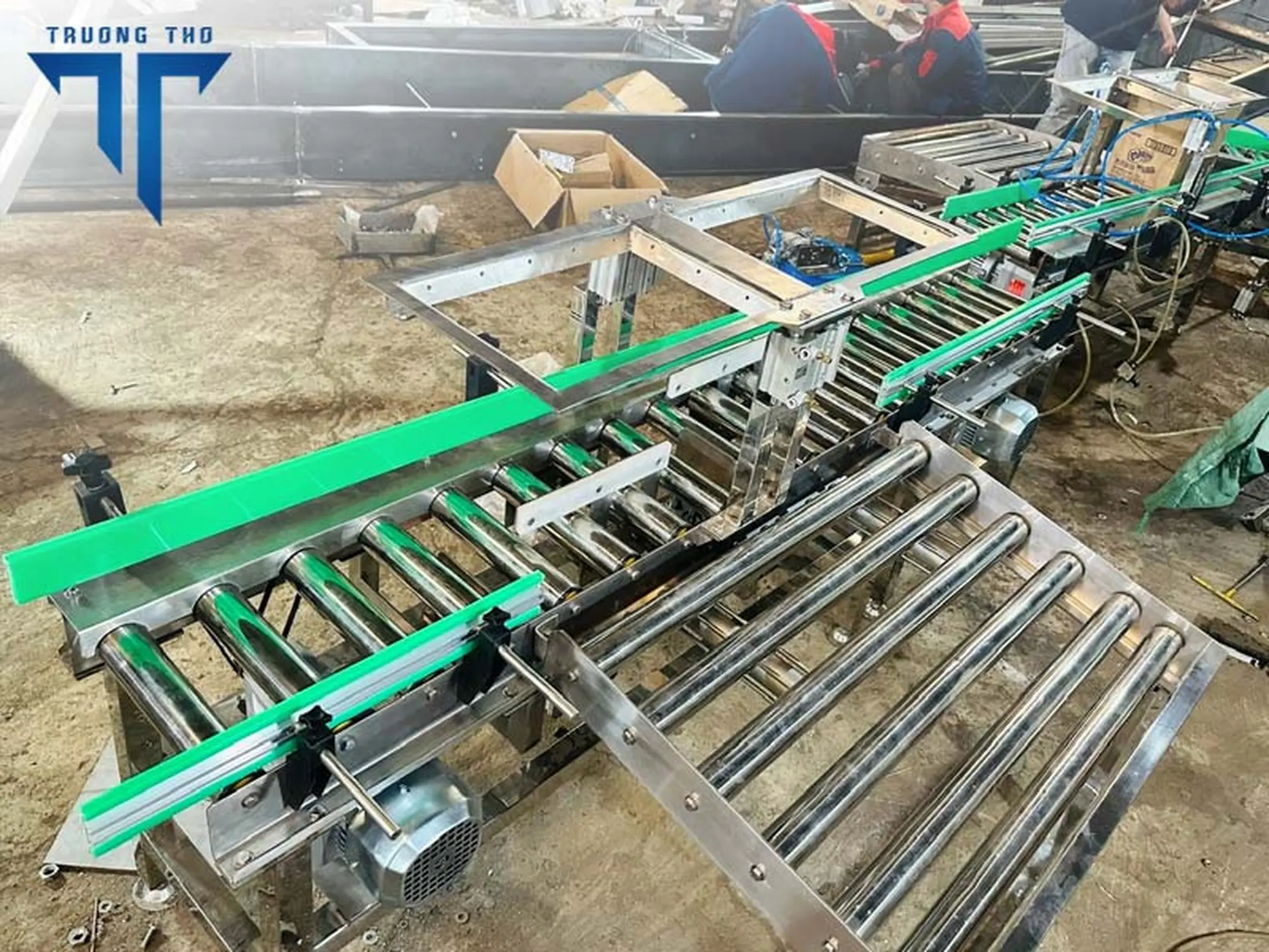 Băng chuyền con lăn