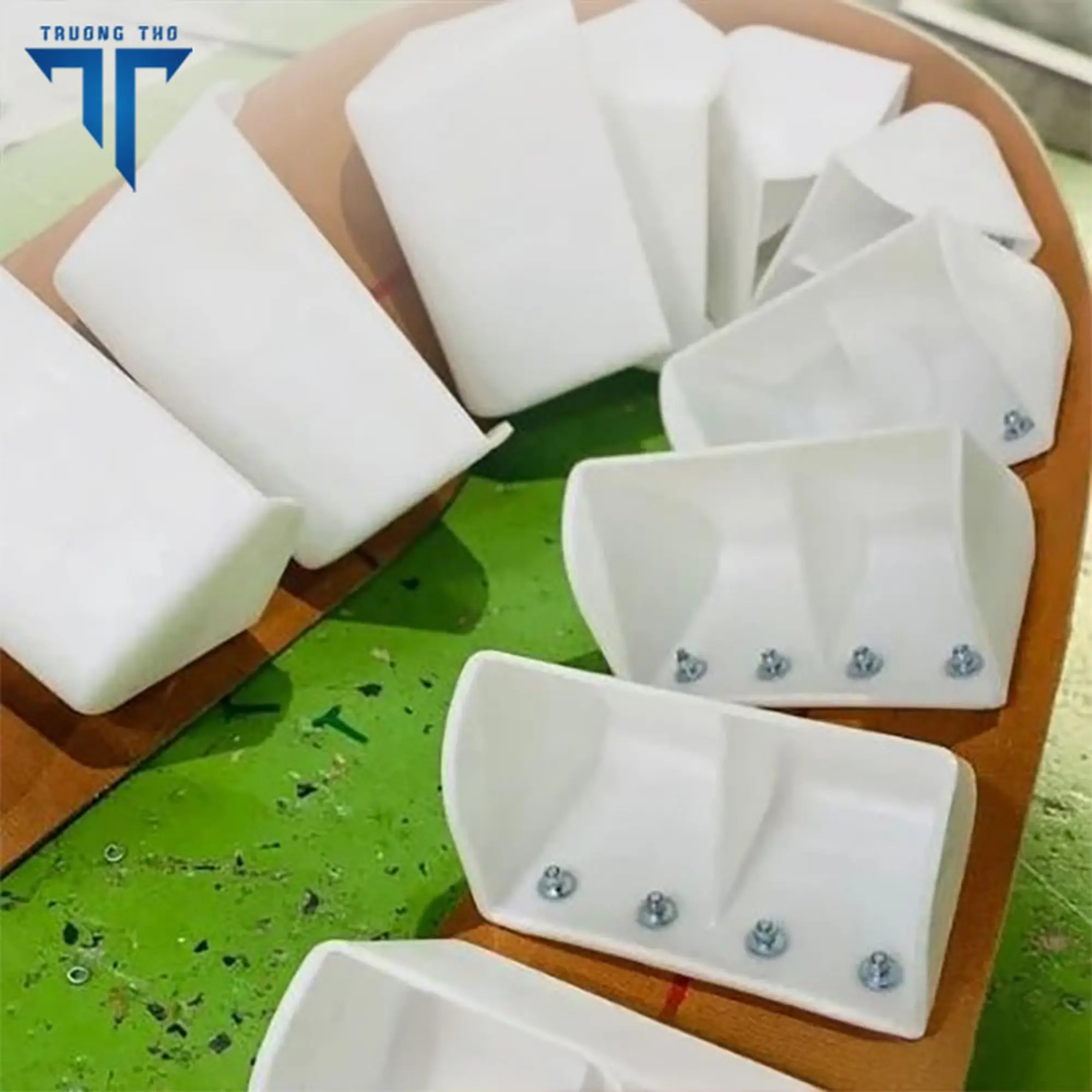 Ưu điểm gầu tải nhựa