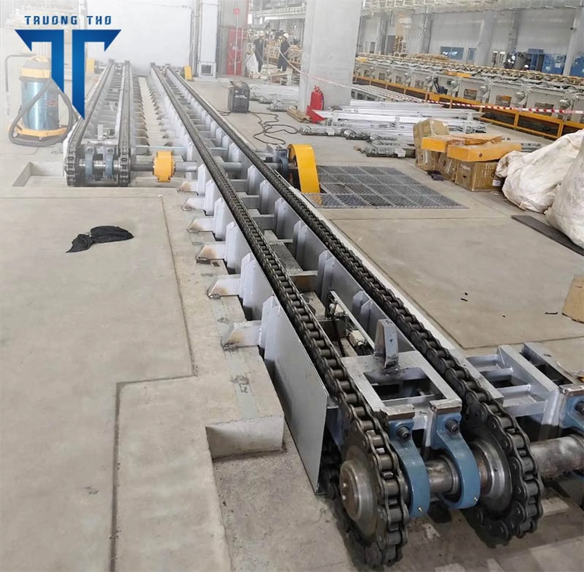 Băng tải xích inox