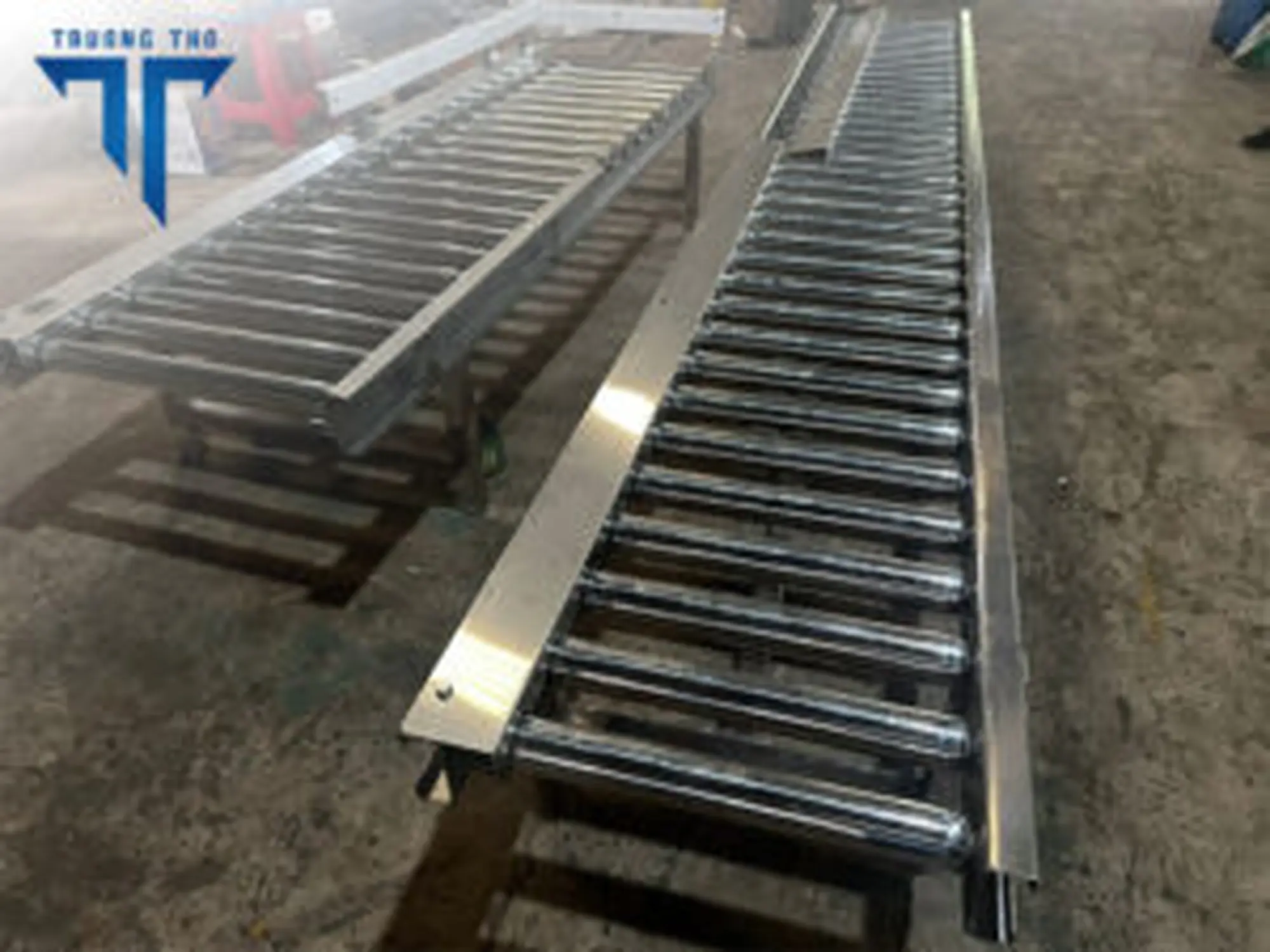 Con lăn băng tải mini