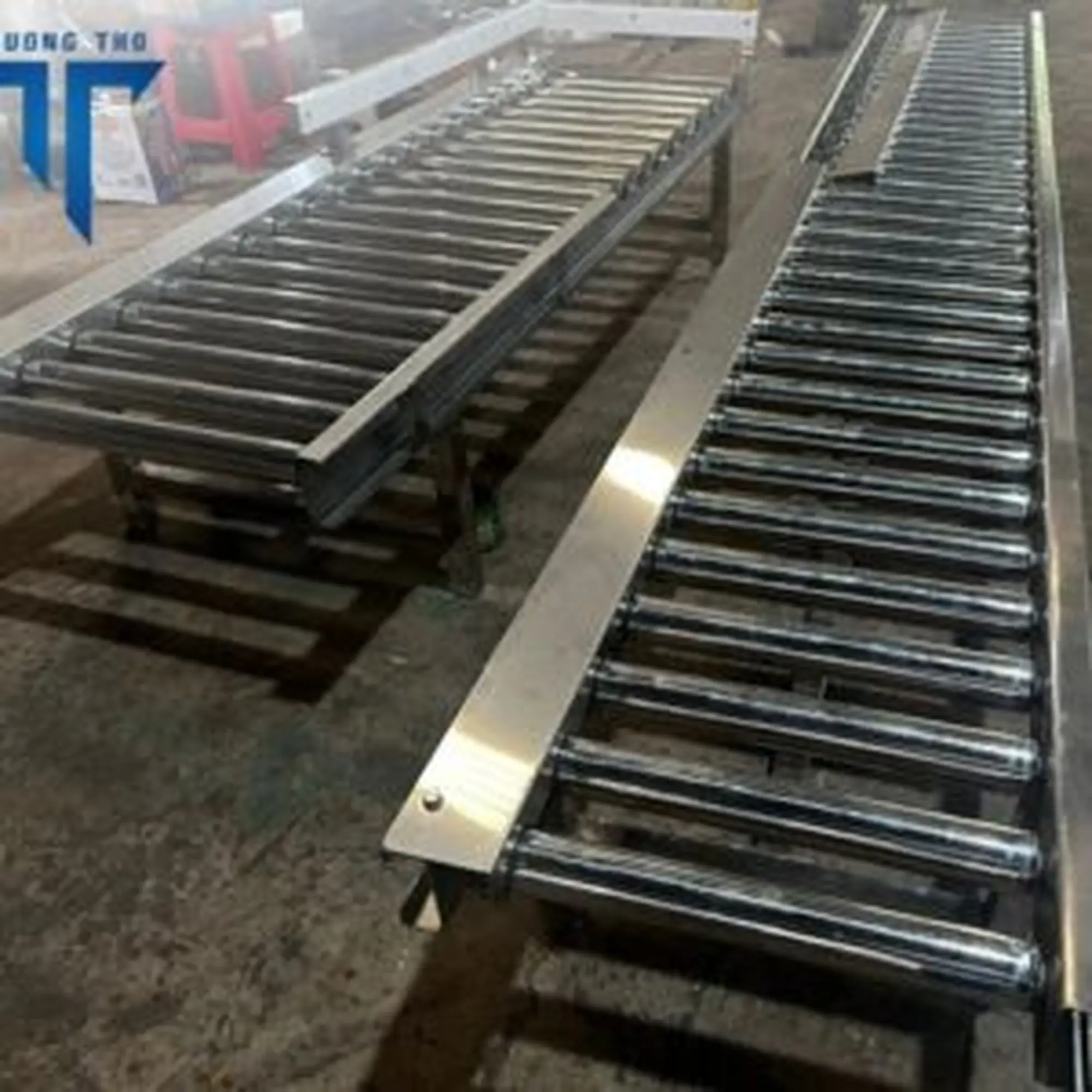 Băng Tải Con Lăn Tự Do