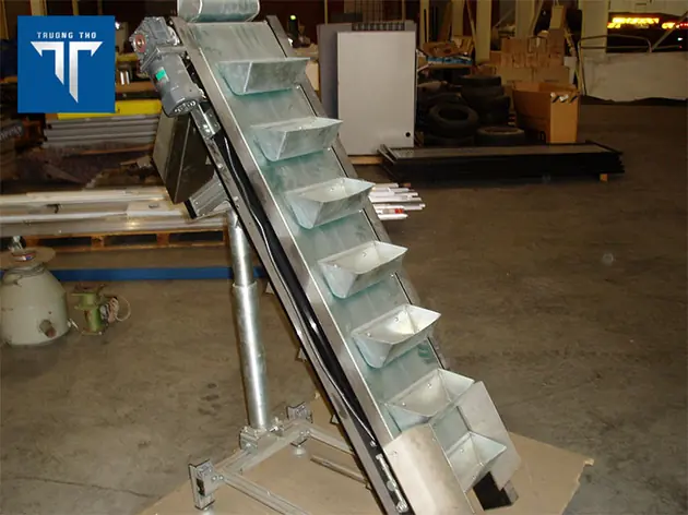 Băng tải gầu múc