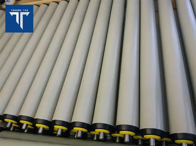 băng tải con lăn nhựa