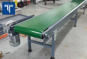 Băng tải PVC xanh trơn