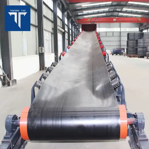 băng tải cao su trơn