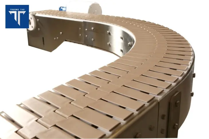 băng tải xích nhựa